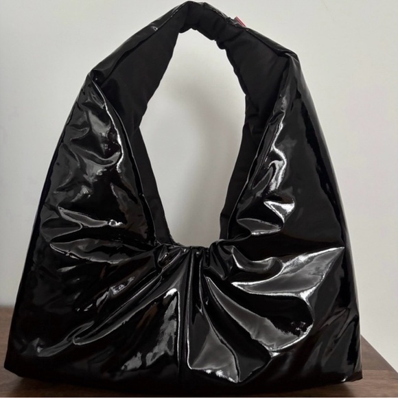 Holt Renfrew Black Glossy Bag - Picture 2 of 6